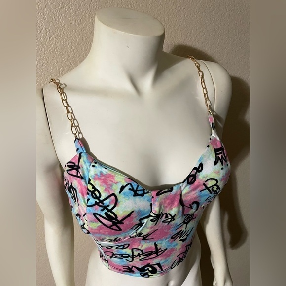 Top Tank Crop Top Gold Chain Straps NWT Bralette Graffiti print Tank Top 🆕 - Picture 1 of 10